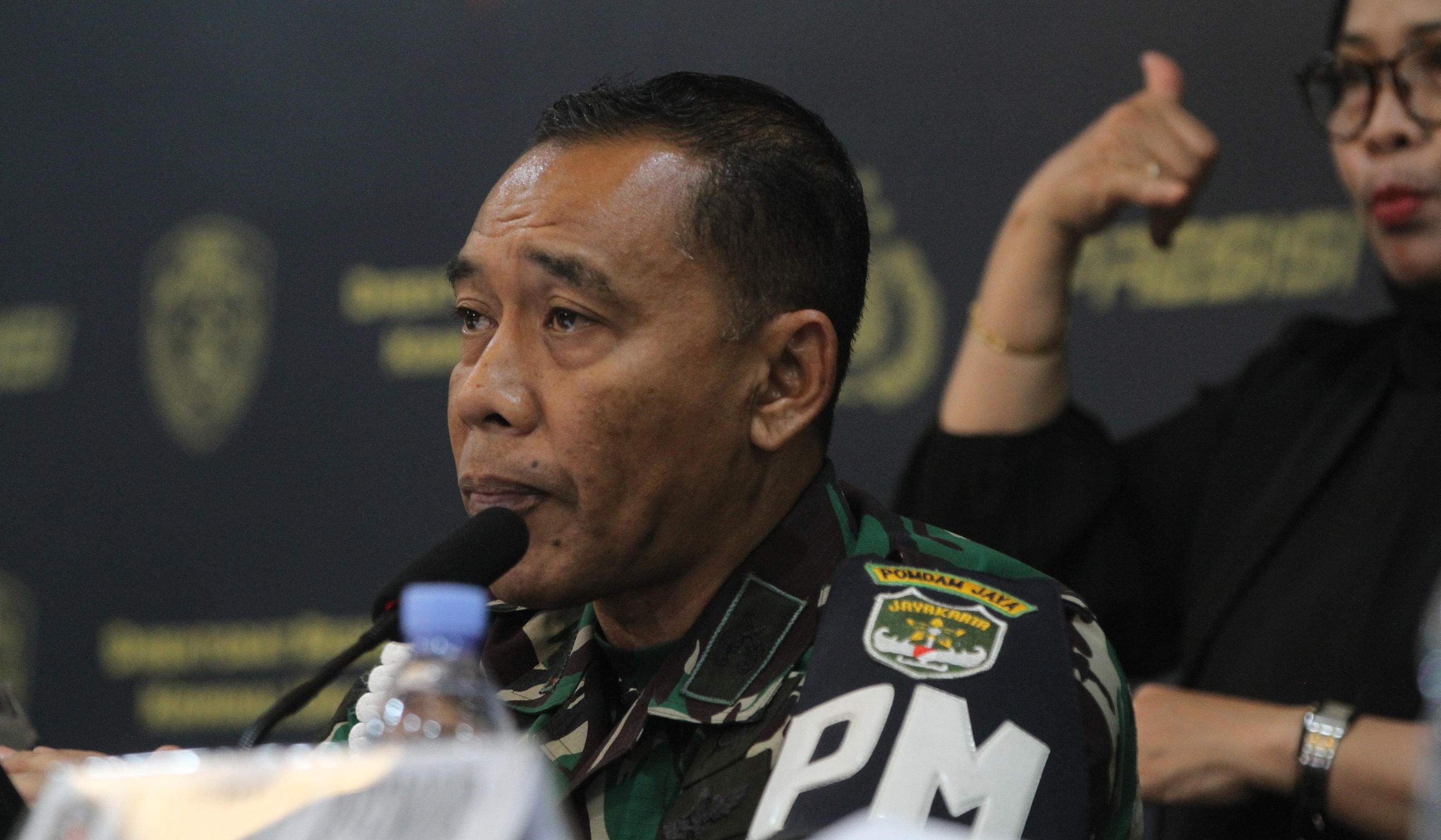 Rilis pembunuhan kacab BRI. (Agus Priatna/SinPo.id)