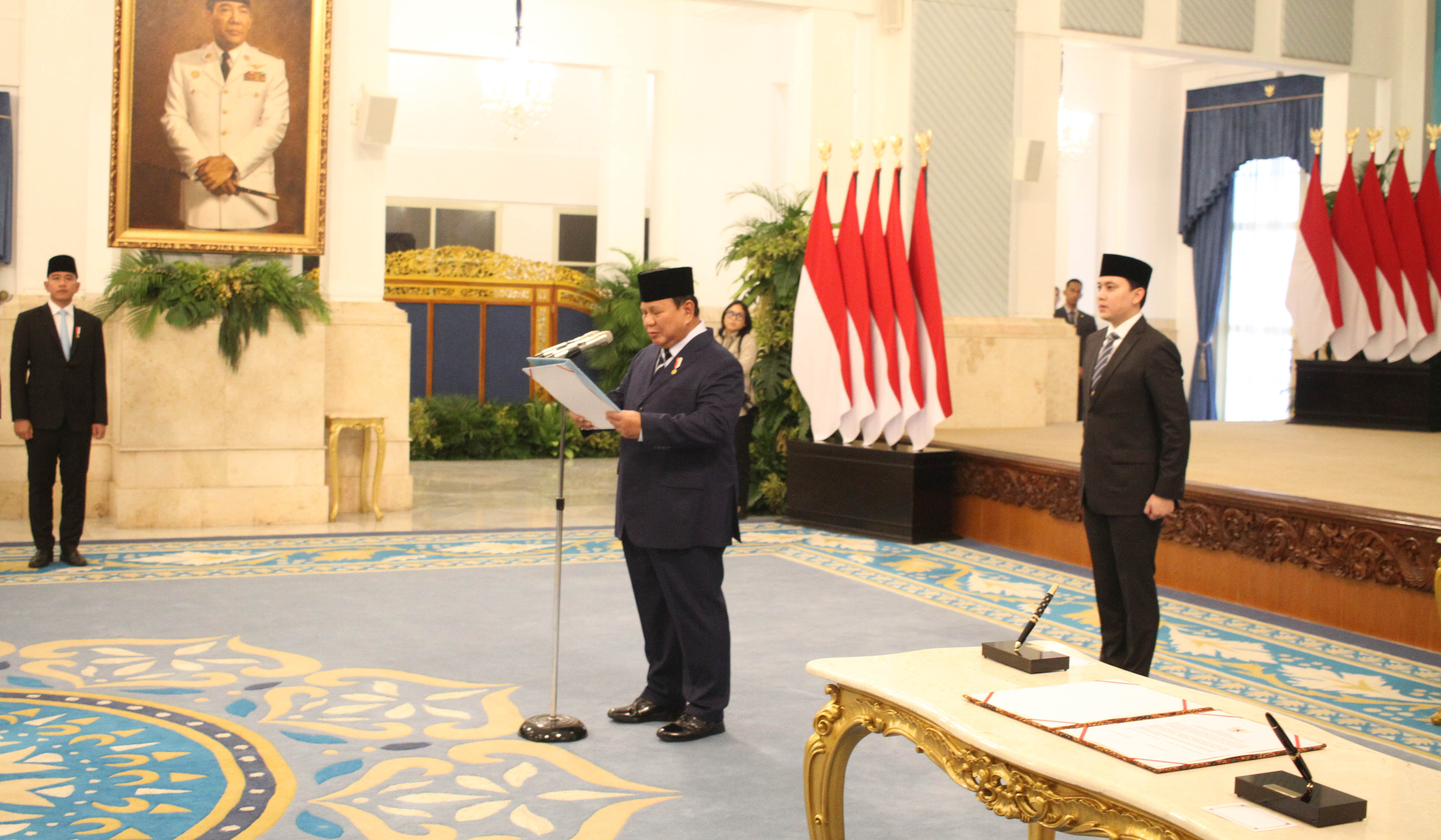 Presiden Prabowo lantik M Qodari sebagai Kepala Bakom RI. (Agus Priatna/SinPo.id)