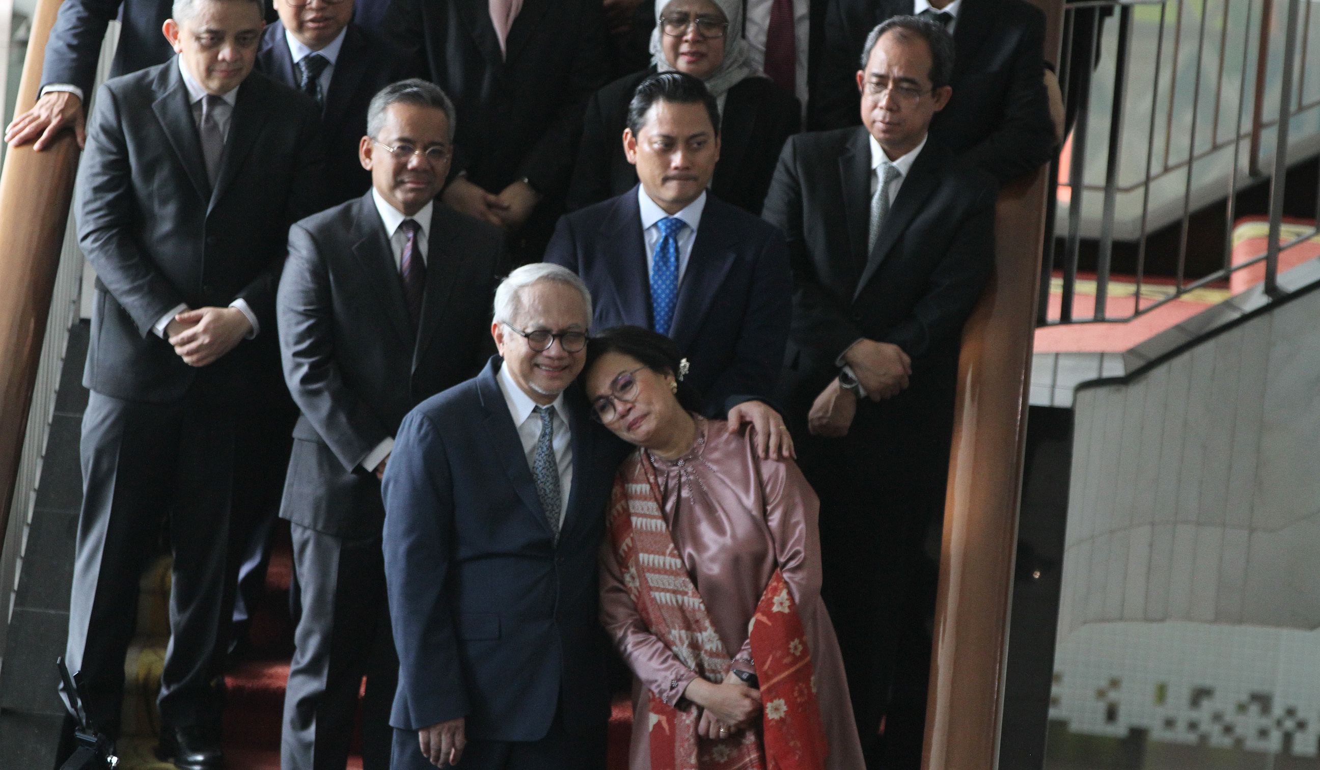 Pelepasan Sri Mulyani Indrawati oleh pegawai Kemenkeu. (Agus Priatna/SinPo.id)