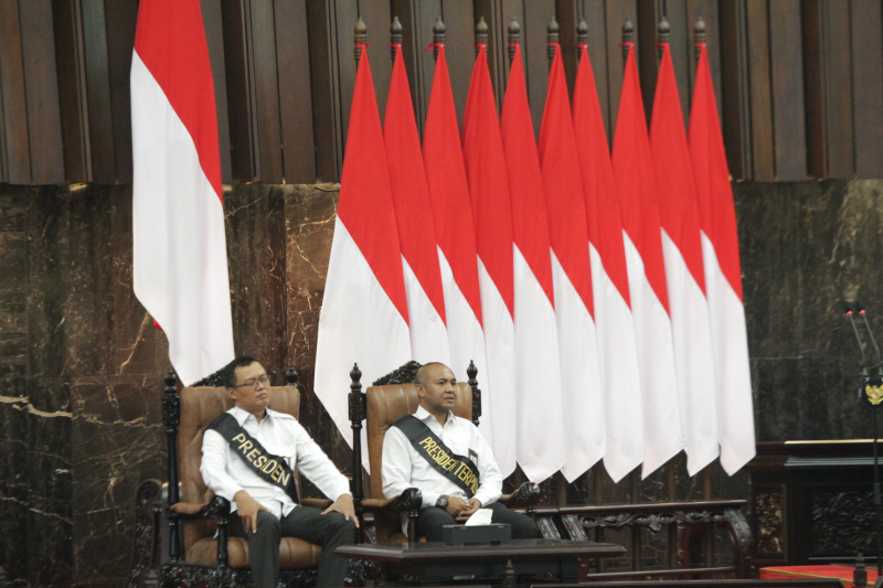 MPR RI menggelar Gladi Bersih yang disaksikan oleh Ketua MPR RI Ahmad Muzani dan Wakil Presiden terpilih Gibran Rakabuming Raka (Ashar/SinPo.id)