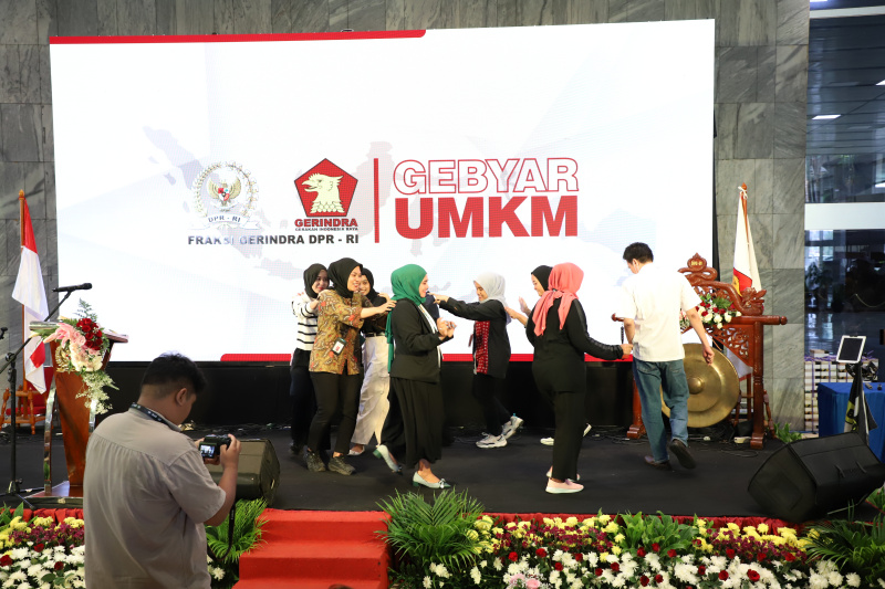 Fraksi Gerindra DPR RI gelar Bazaar UMKM di Loby Nusantara II (Ashar/SinPo.id)