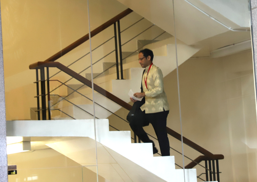 Mantan Mendikbudristek Nadiem Anwar Makarim penuhi panggilan KPK terkait dugaan kasus pengadaan Google Cloud di Kemendikbudristek (Ashar/SinPo.id)