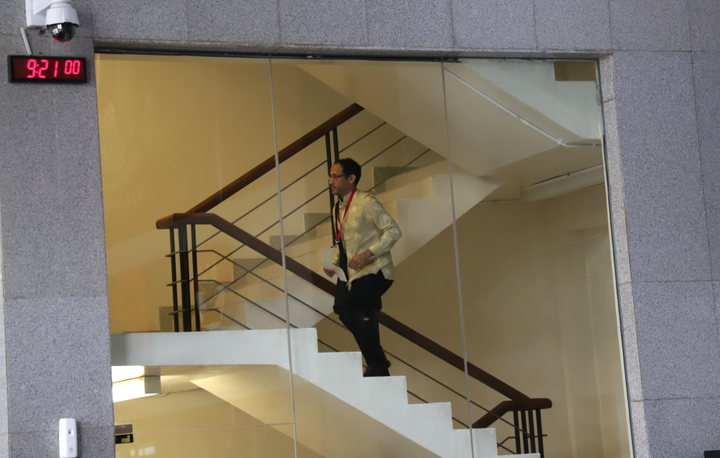 Mantan Mendikbudristek Nadiem Anwar Makarim penuhi panggilan KPK terkait dugaan kasus pengadaan Google Cloud di Kemendikbudristek (Ashar/SinPo.id)