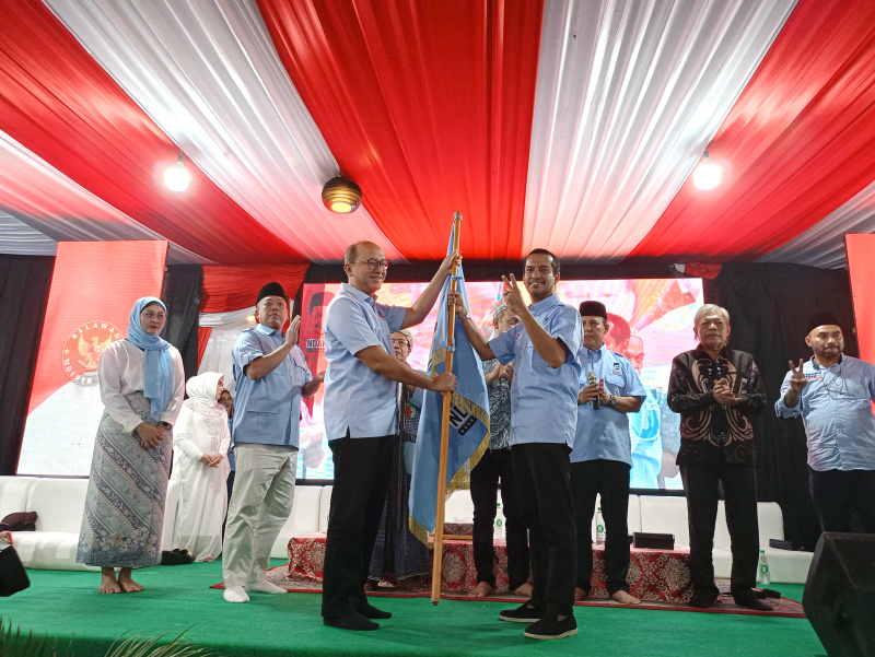 Relawan Nderek Guru (Ndaru) Habib Luthfi bin Yahya deklarasi dukung Prabowo-Gibran di Pillres 2024 (Ashar/SinPo.id)