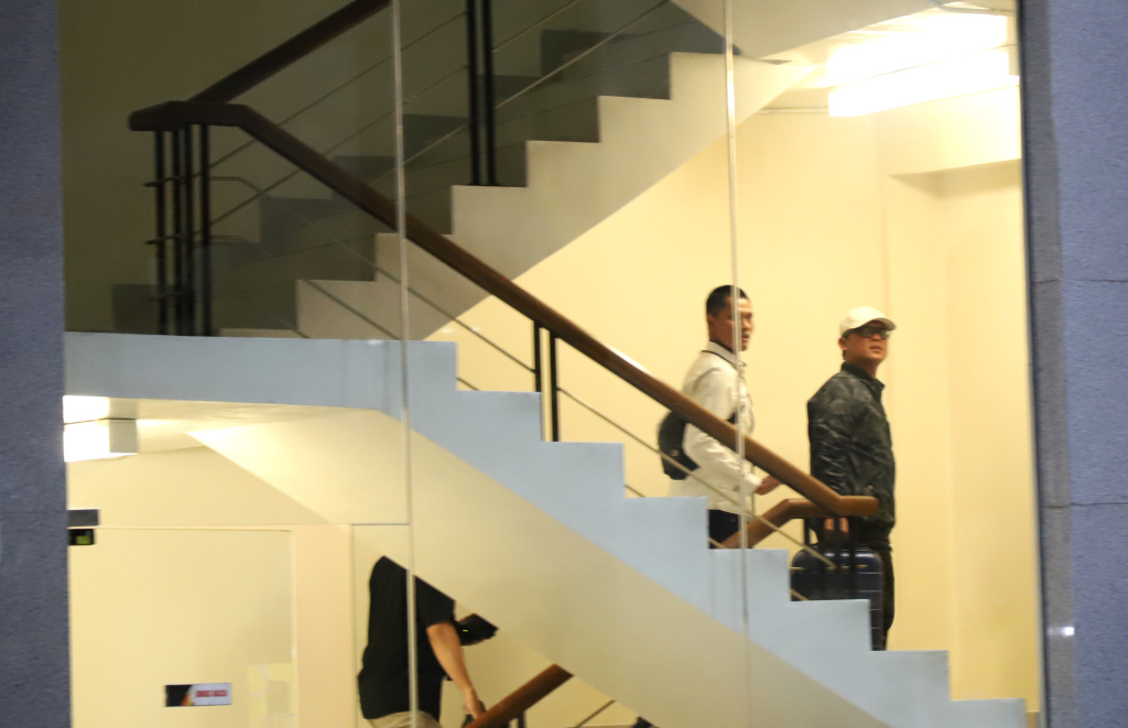 Bupati Lampung Tengah Ardito Wijaya terjerat OTT KPK (Ashar/SinPo.id)