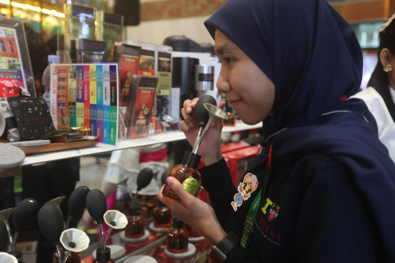 Pameran kopi terbesar di Indonesia yang diikuti oleh 300 peserta yang bertujuan untuk memperkenalkan Kopi Indonesia (Ashar/SinPo.id)