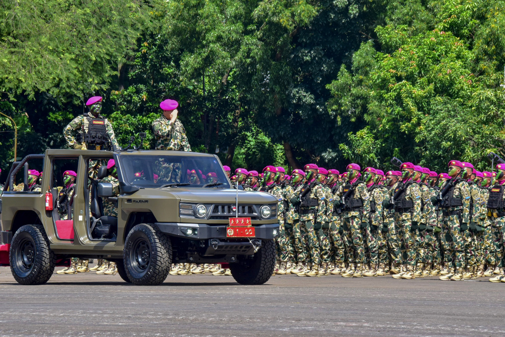 Panglima TNI pimpin upacara peringatan HUT ke-80 Korps Marinir (Ashar/Foto:KoptuMarAinulYaqin/SinPo.id)