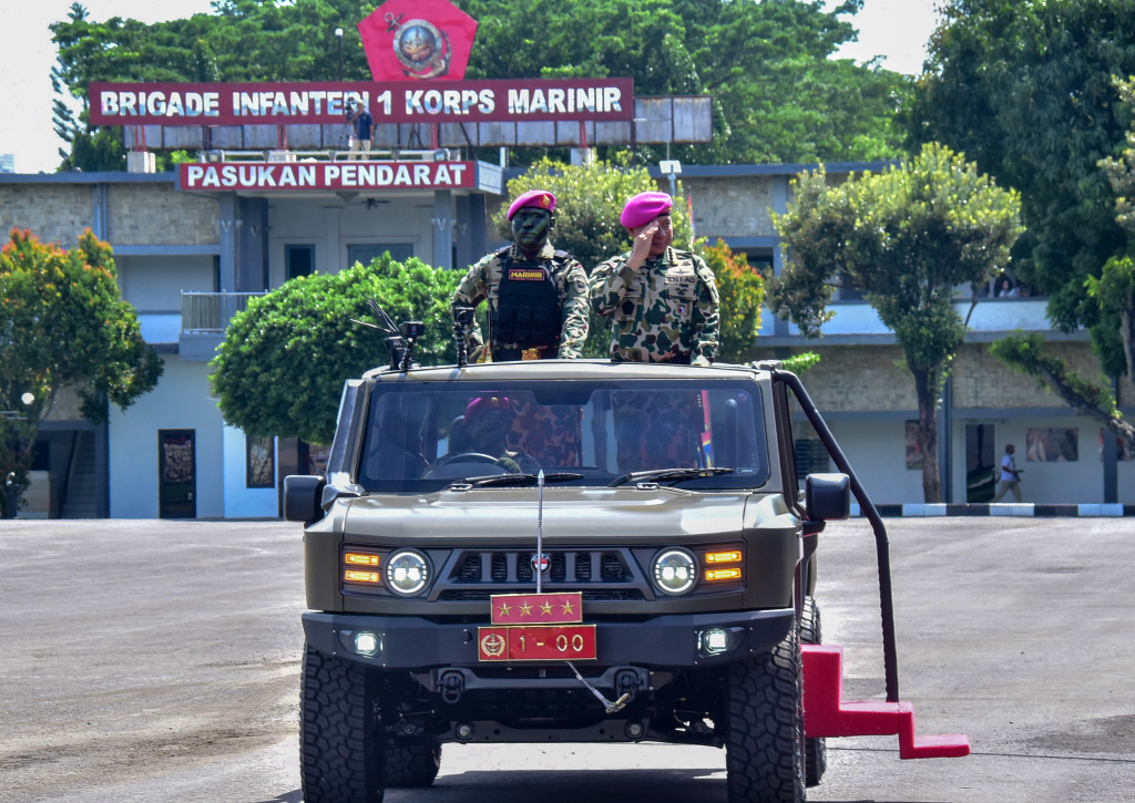 Panglima TNI pimpin upacara peringatan HUT ke-80 Korps Marinir (Ashar/Foto:KoptuMarAinulYaqin/SinPo.id)
