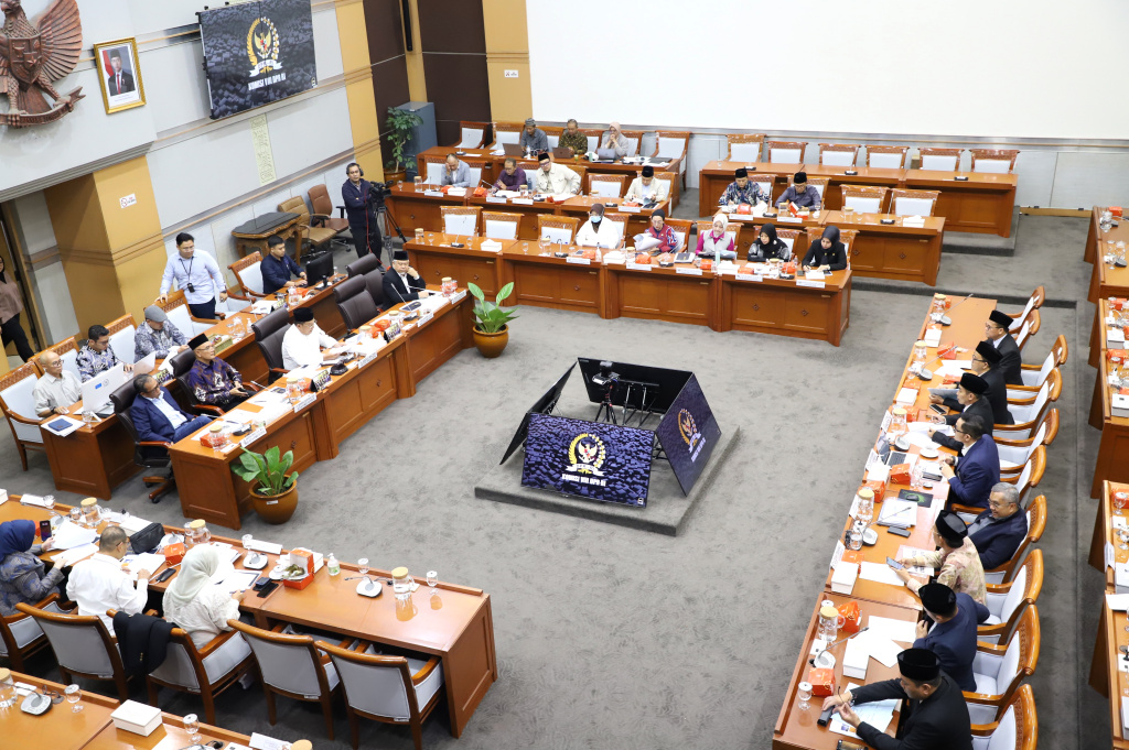 Panja Sepakati biaya haji 2026 turun sebesar dua juta (Ashar/SinPo.id)