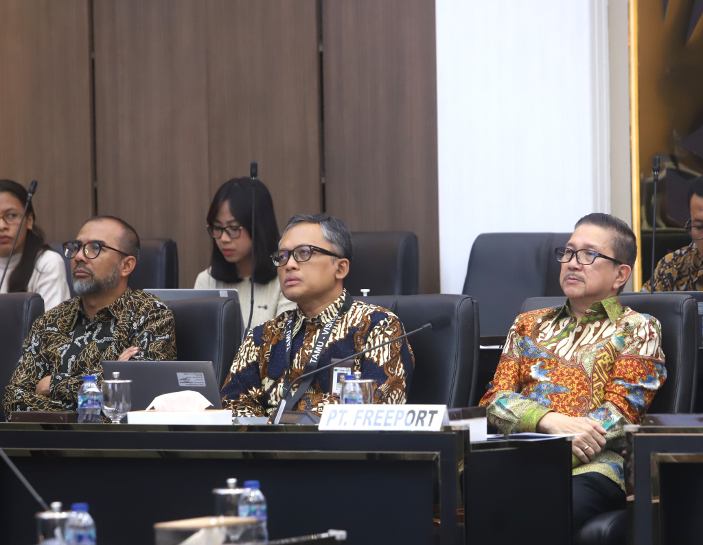 Pansus menggelar RDP dengan Dirut PT Freeport, Garuda Indonesia dan Pertamina membahas RUU tentang Hukum Perdata Internasional (Ashar/SinPo.id)