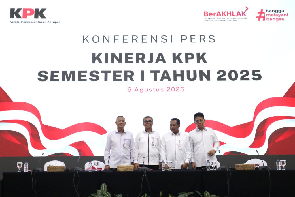 Kinerja KPK semester I 2025 telah menyetor 500 miliar ke kas negara (Ashar/SinPo.id)