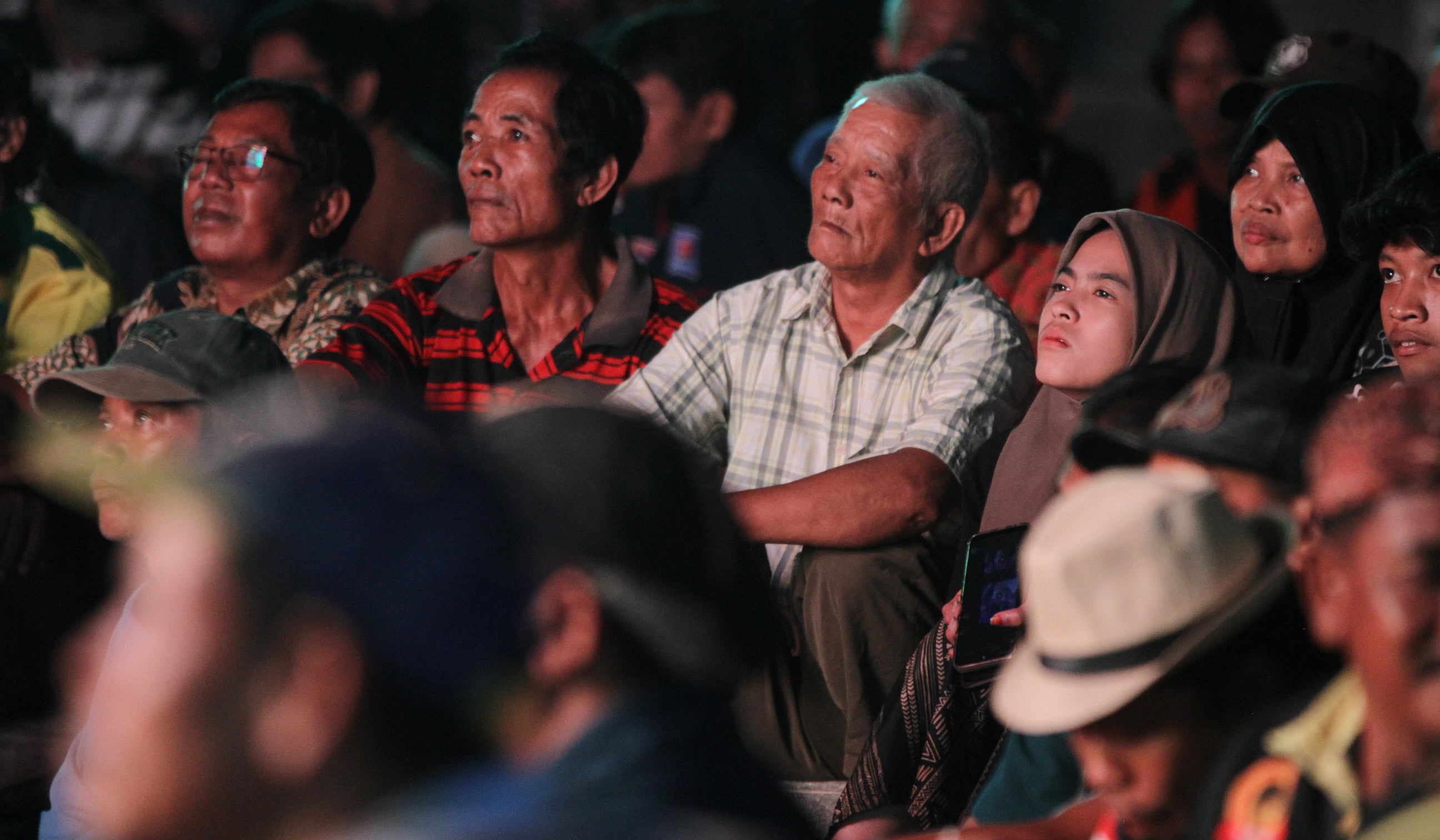 Pagelaran wayang kulit di DPP Golkar. (Agus Priatna/SinPo.id)