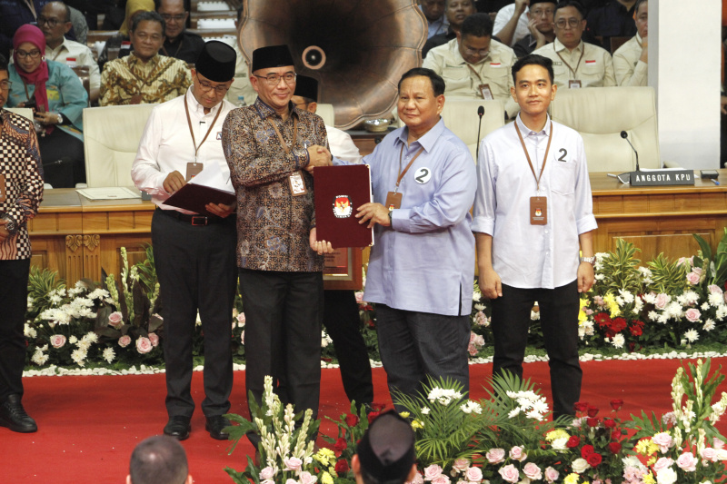 Pasangan Capres-Cawapres Prabowo-Gibran mendapatkan nomer urut 2 (Ashar/SinPo.id)