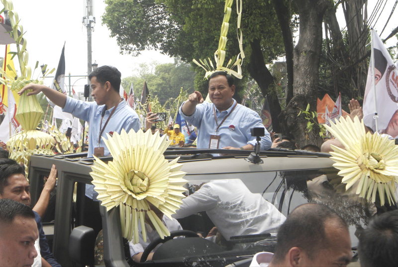 Pasangan Prabowo-Gibran resmi mendaftarkan sebagai Capres dan Cawapres di KPU (Ashar/SinPo.id)