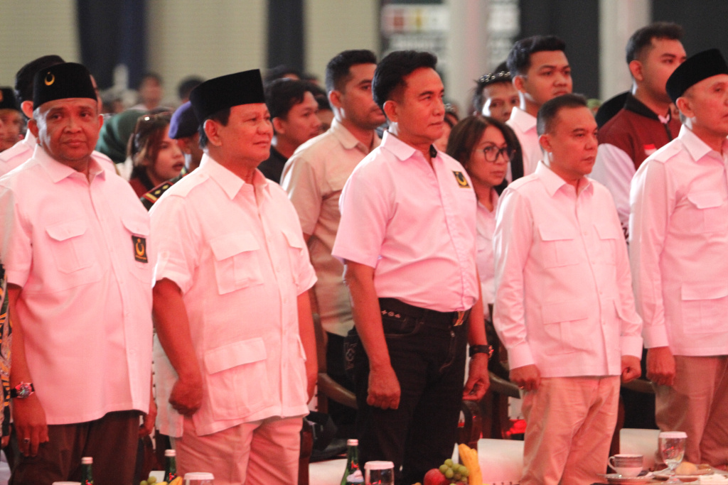 Partai Bulan Bintang (PBB) dalam milad ke-25 resmi Deklarasi dukung Prabowo di Pilpres 2024 nanti (Ashar/SinPo.id)