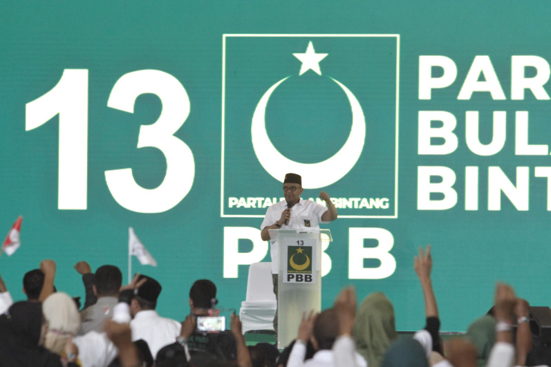 Partai Bulan Bintang (PBB) dalam milad ke-25 resmi Deklarasi dukung Prabowo di Pilpres 2024 nanti (Ashar/SinPo.id)