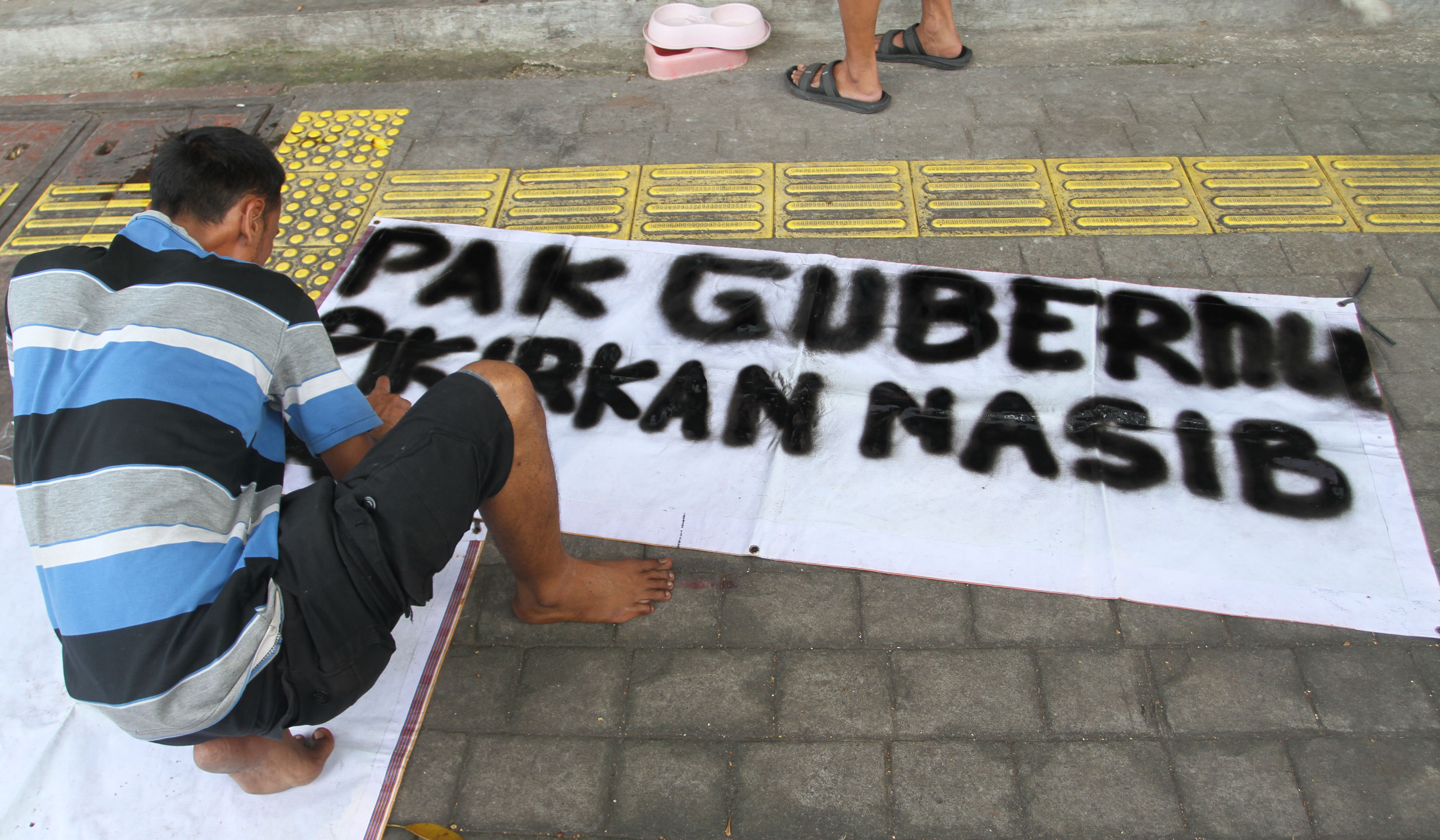 Pedagang Pasar Hewan Barito. (Agus Priatna/SinPo.id)