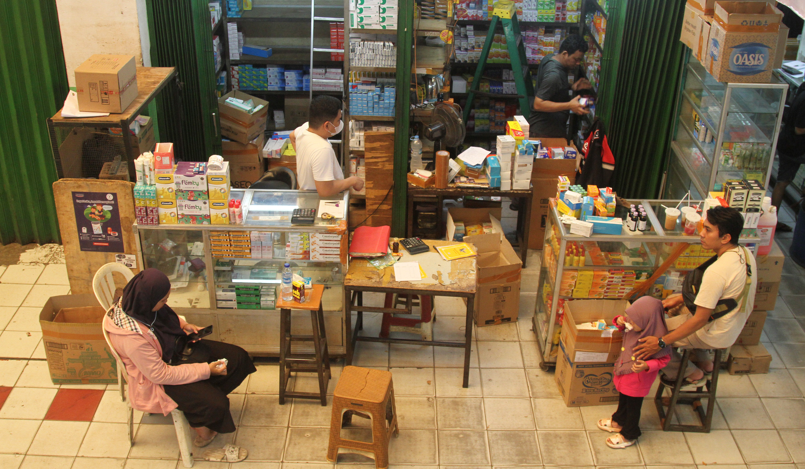 Protes pedagang Pasar Pramuka. (Agus Priatna/SinPo.id)