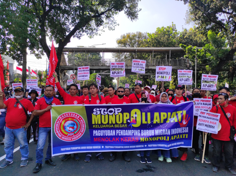 Puluhan para pekerja migran Indonesia  gelar aksi demo menuntut perlindungan dari Pemerintah (Ashar/SinPo.id)