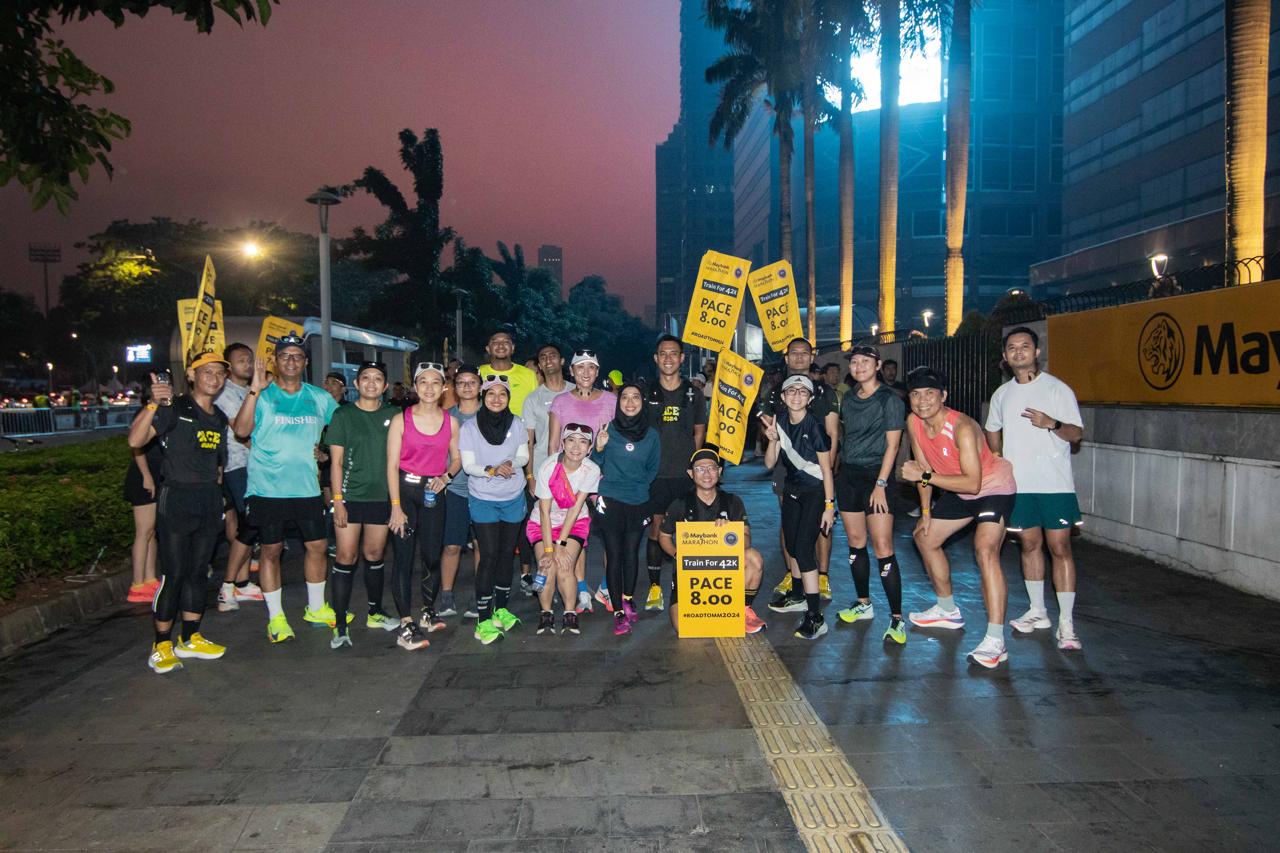 Pelari mengikuti latihan road to Maybank Marathon 2024 di Car Free Day (Ashar/SinPo.id)