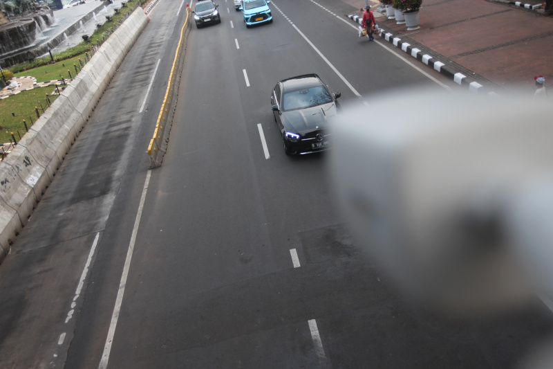 Ditjen Bina Marga PUPR bakal pasang kamera CCTV-AI di 38 lokasi baru sepanjang tahun 2024 untuk merekam data lalu lintas di jalan-jalan nasional (Ashar/SinPo.id)