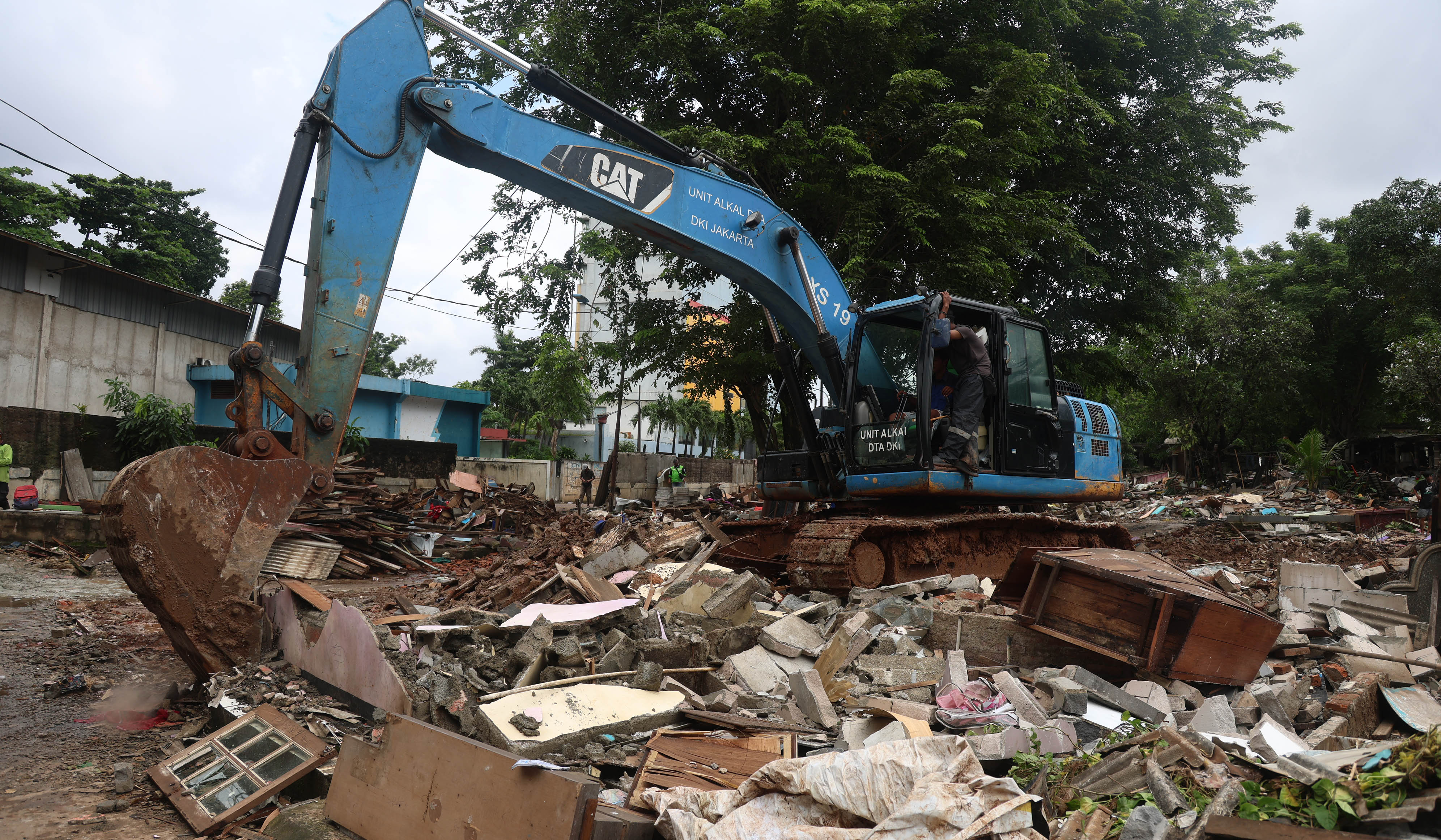 Komisi III gelar raker dengan KPK membahas rencana kinerja KPK 2026 (Ashar/SinPo.id)