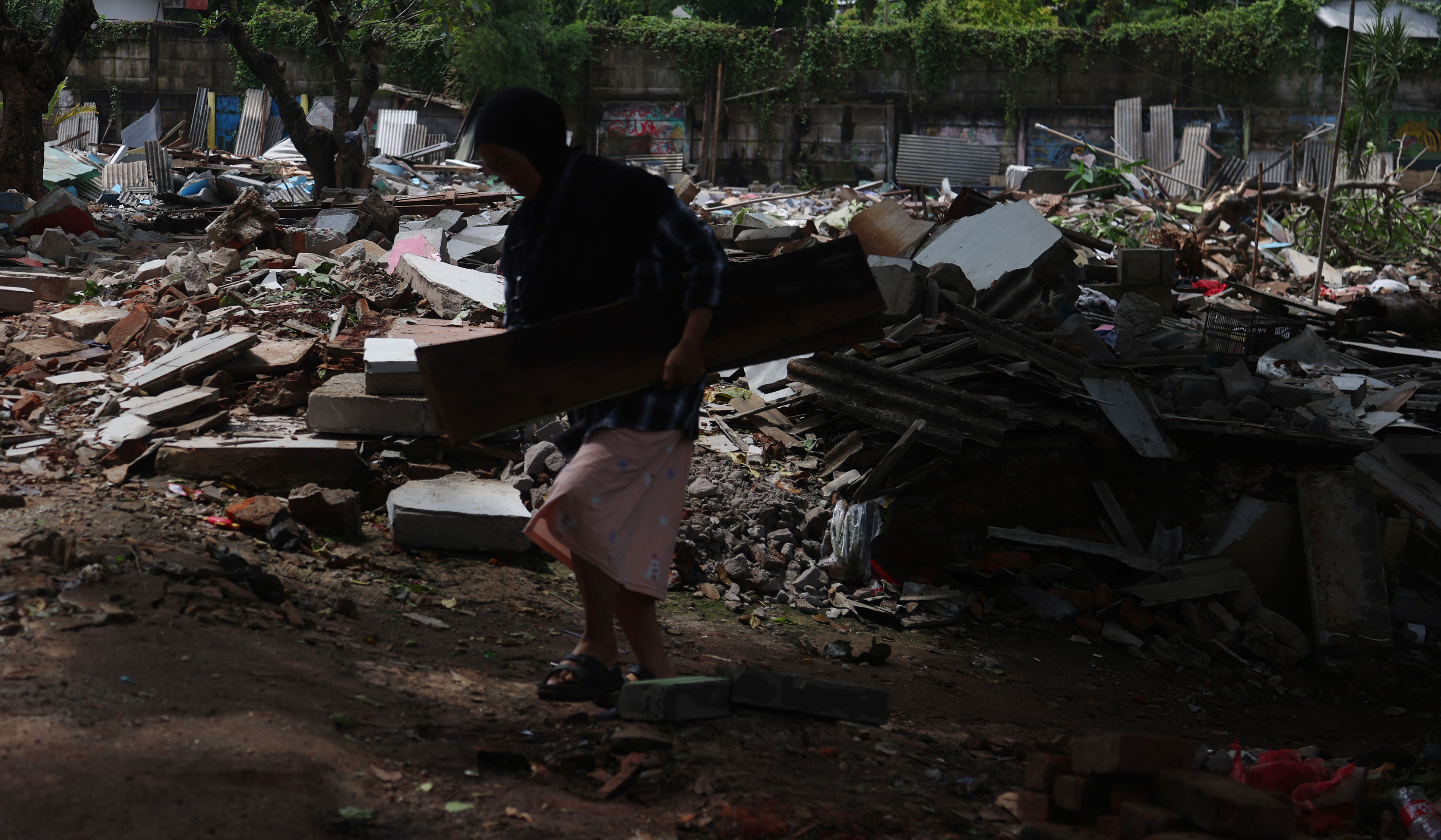 Komisi III gelar raker dengan KPK membahas rencana kinerja KPK 2026 (Ashar/SinPo.id)