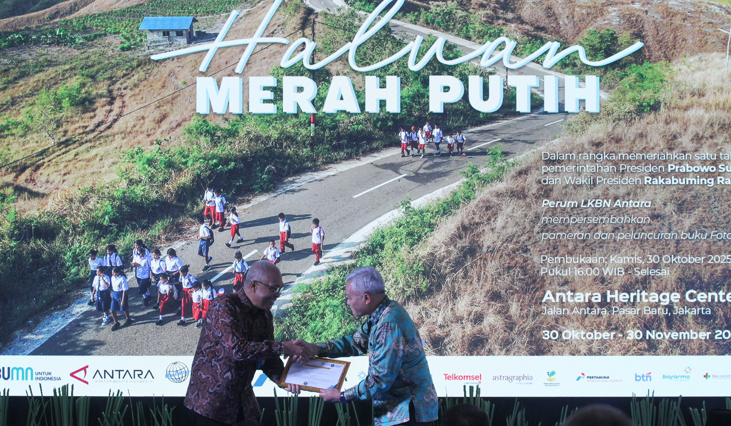 Pembukaan pameran Haluan Merah Putih. (Agus Priatna/SinPo.id)