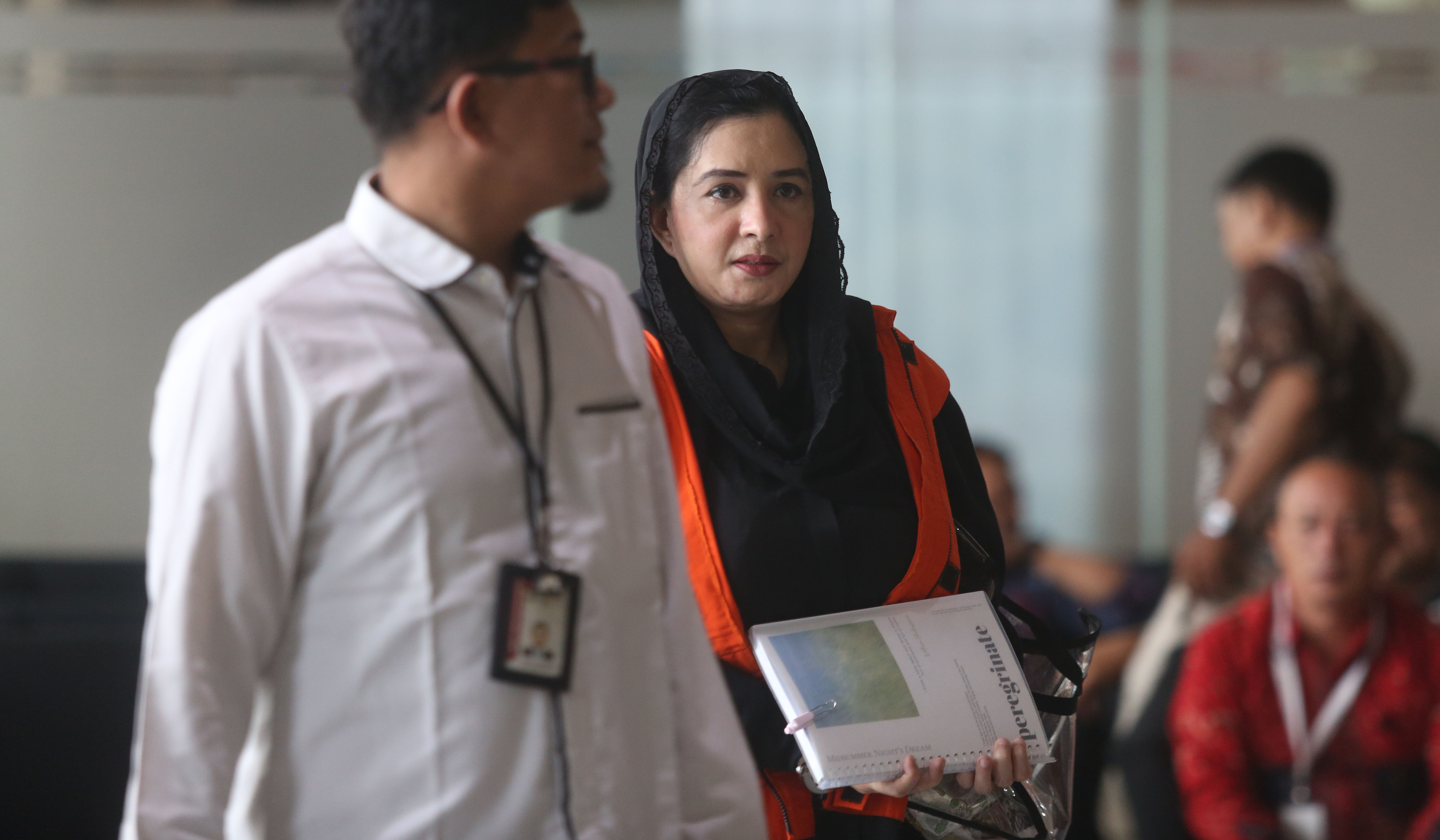 Pemeriksaan lanjutan Bupati Pekalongan nonaktif, Fadia Arafiq. (Agus Priatna/SinPo.id)