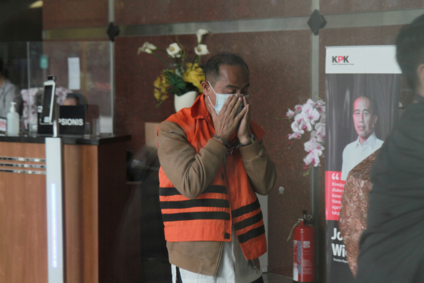 Pemeriksaan lanjutan tersangka Hakim Agung Gazalba Saleh di Gedung Merah Putih KPK terkait kasus suap penanganan perkara di Mahkamah Agung (Ashar/SinPo.id)