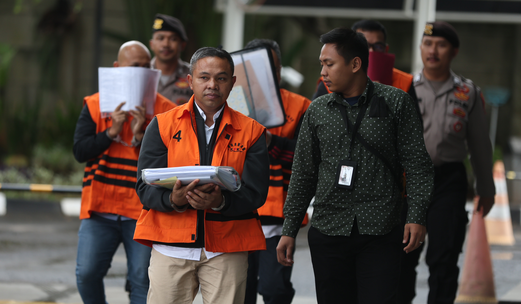 KPK periksa Gubernur Riau nonaktif, Abdul Wahid. (Agus Priatna/SinPo.id)