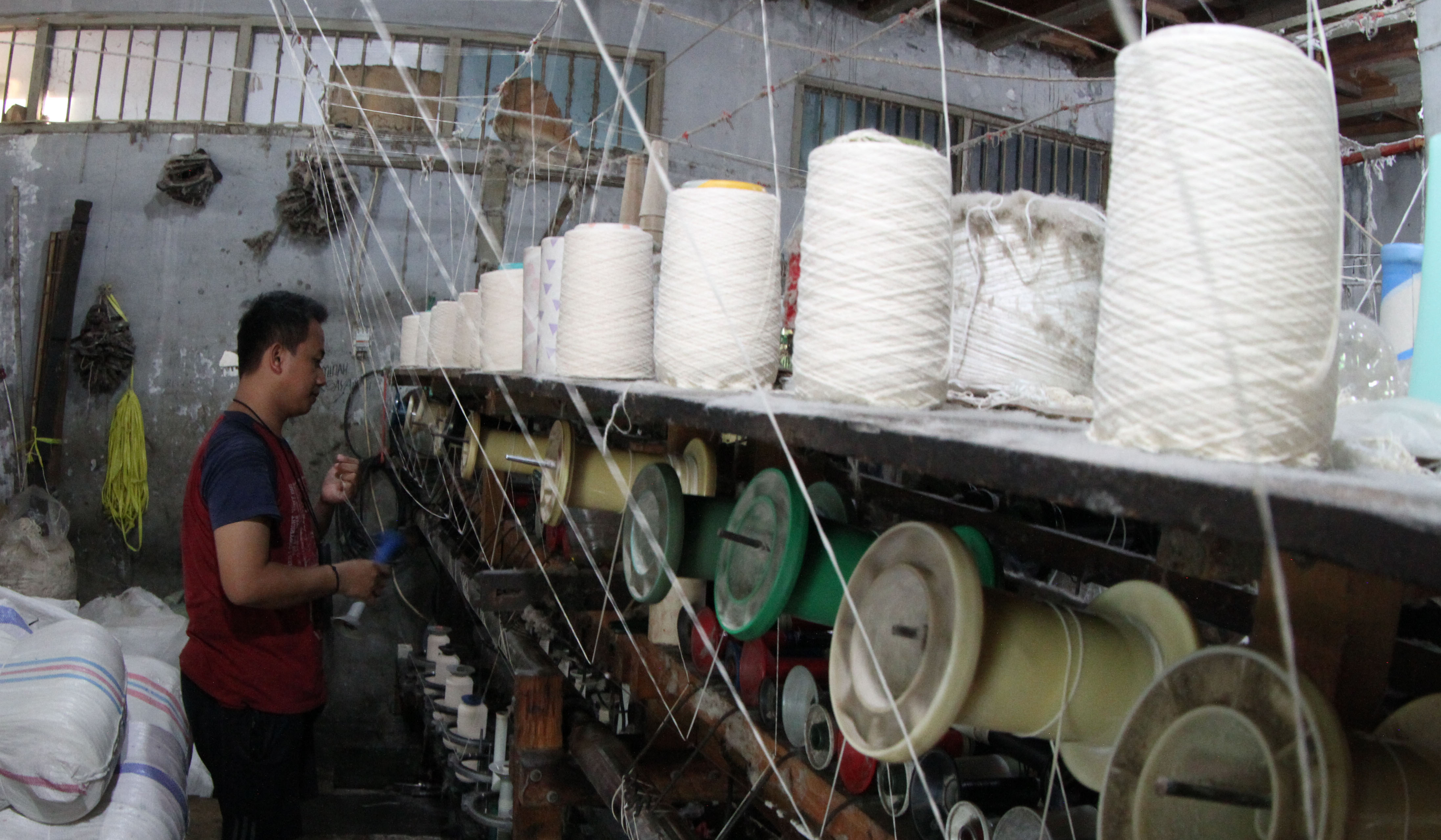 Industri tekstil di Kebayoran Lama, Jakarta. (Agus Priatna/SinPo.id)