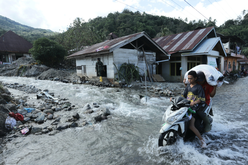 Pemerintah telah menyiapkan anggaran Rp.60 Triliun pemulihan untuk bencana Aceh dan Sumatera (Ashar/SinPo.id)