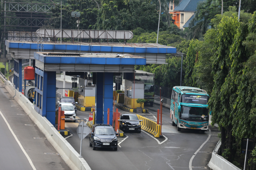 Pemerintah akan menyiapkan diskon tarif tol jelang libur mudik Lebaran (Ashar/SinPo.id)