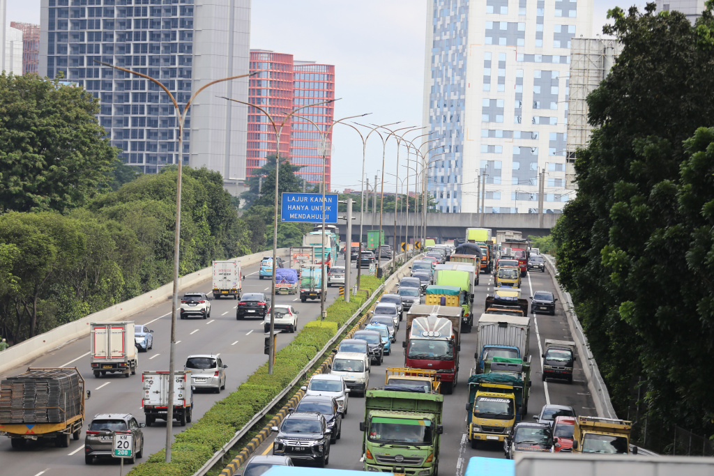 Pemerintah akan menyiapkan diskon tarif tol jelang libur mudik Lebaran (Ashar/SinPo.id)