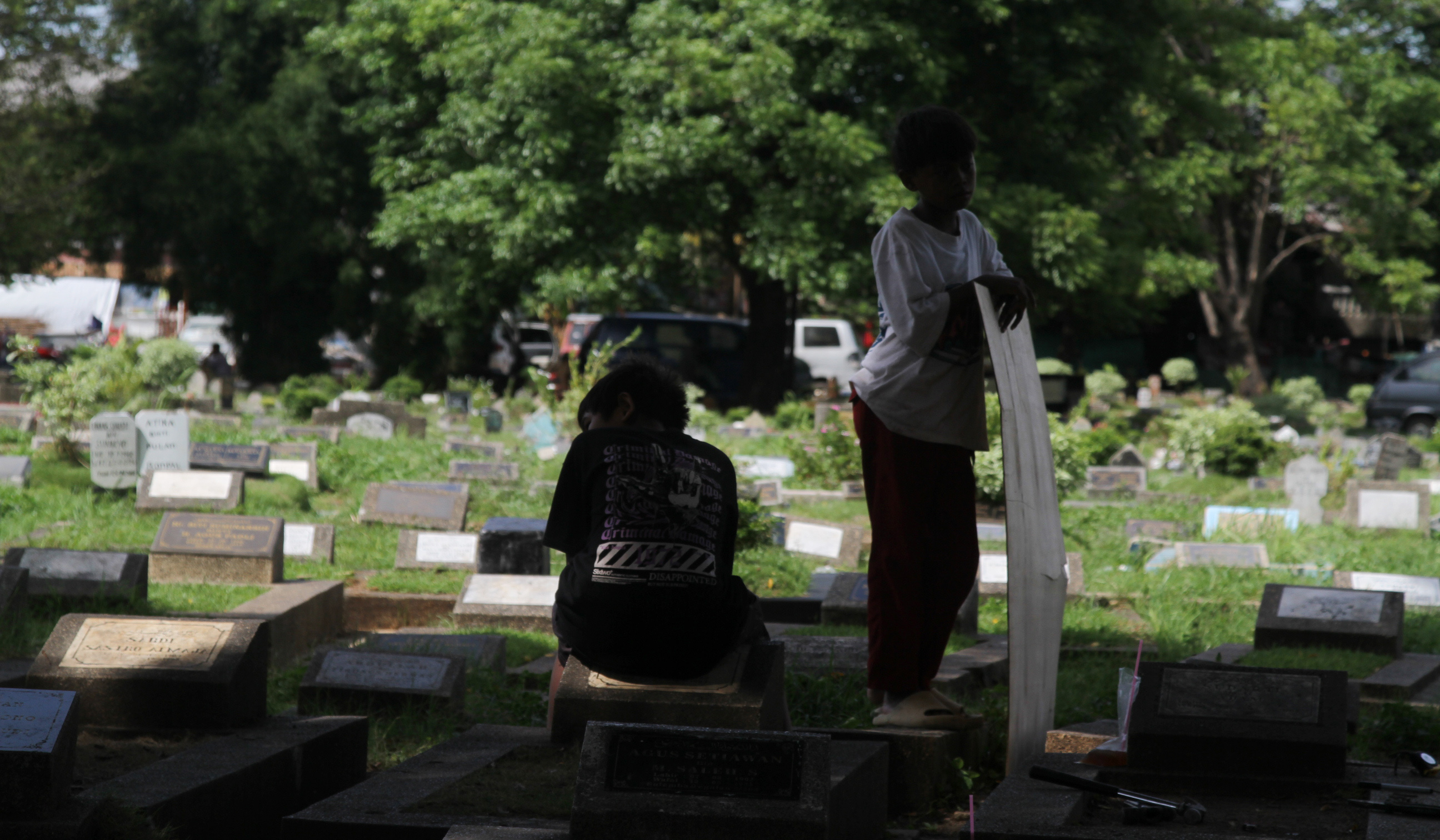 Suasana TPU Kober Jatinegara. (Agus Priatna/SinPo.id)
