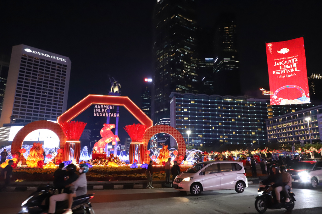 Pemprov DKI Gelar Jakarta Light Festival dalam sambut perayaan Tahun Baru Imlek 2577 Kuda Api (Ashar/SinPo.id)