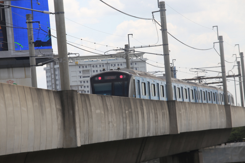 Pemprov DKI Jakarta mencoba meningkatkan pengguna transportasi publik MRT 10 persen untuk setiap tahunnya (Ashar/SinPo.id)