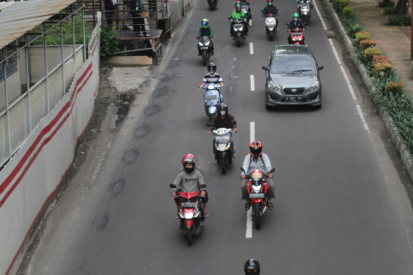 Pemprov DKI Jakarta kaji ulang soal tilang kendaraan tidak lulus uji emisi (Ashar/SinPo.id)