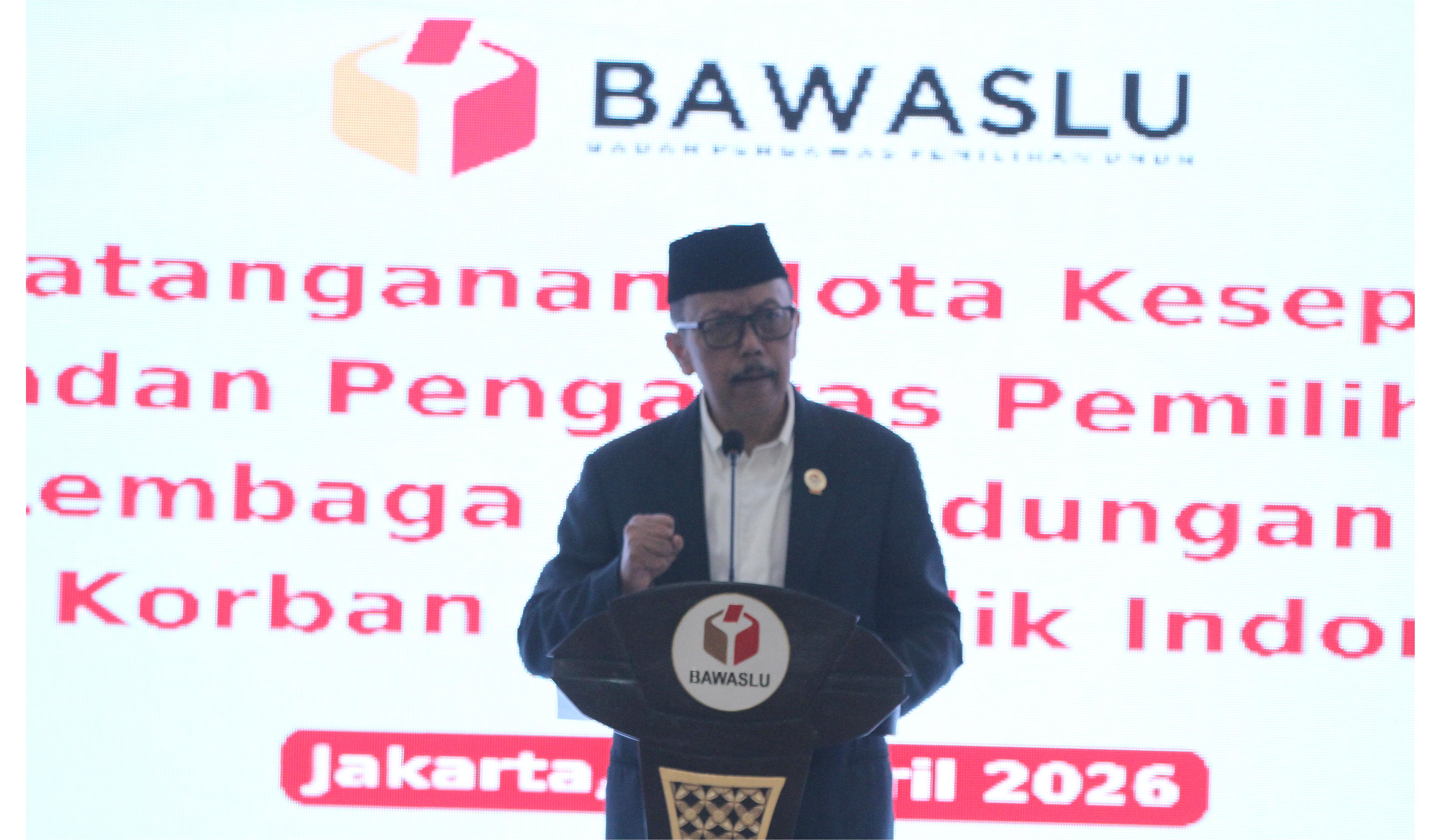 Penandatanganan nota kesepahaman Bawaslu-LPSK. (Agus Priatna/SinPo.id)