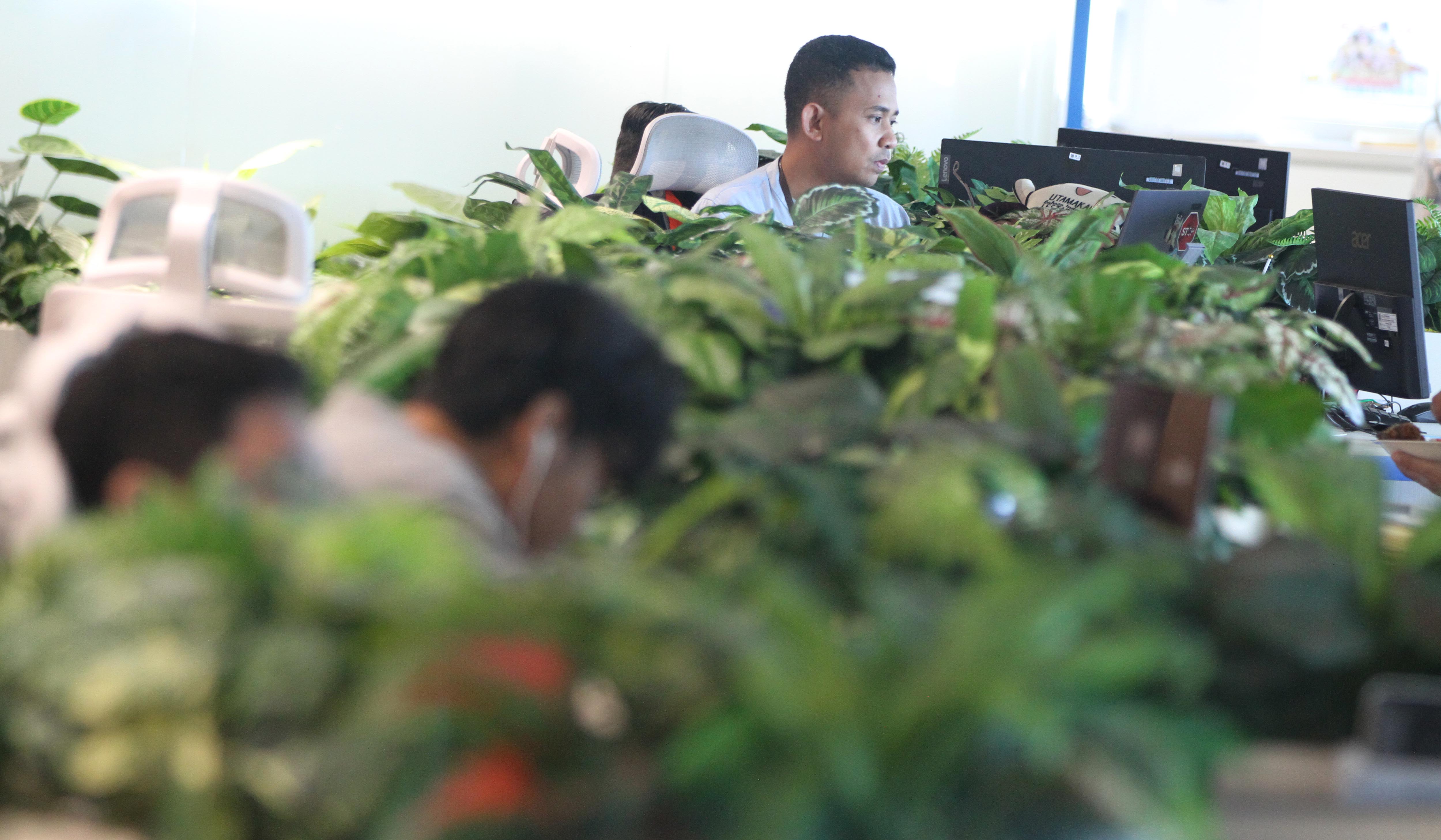 Penerapan WFH ASN Balaikota, Jakarta. (Agus Priatna/SinPo.id)