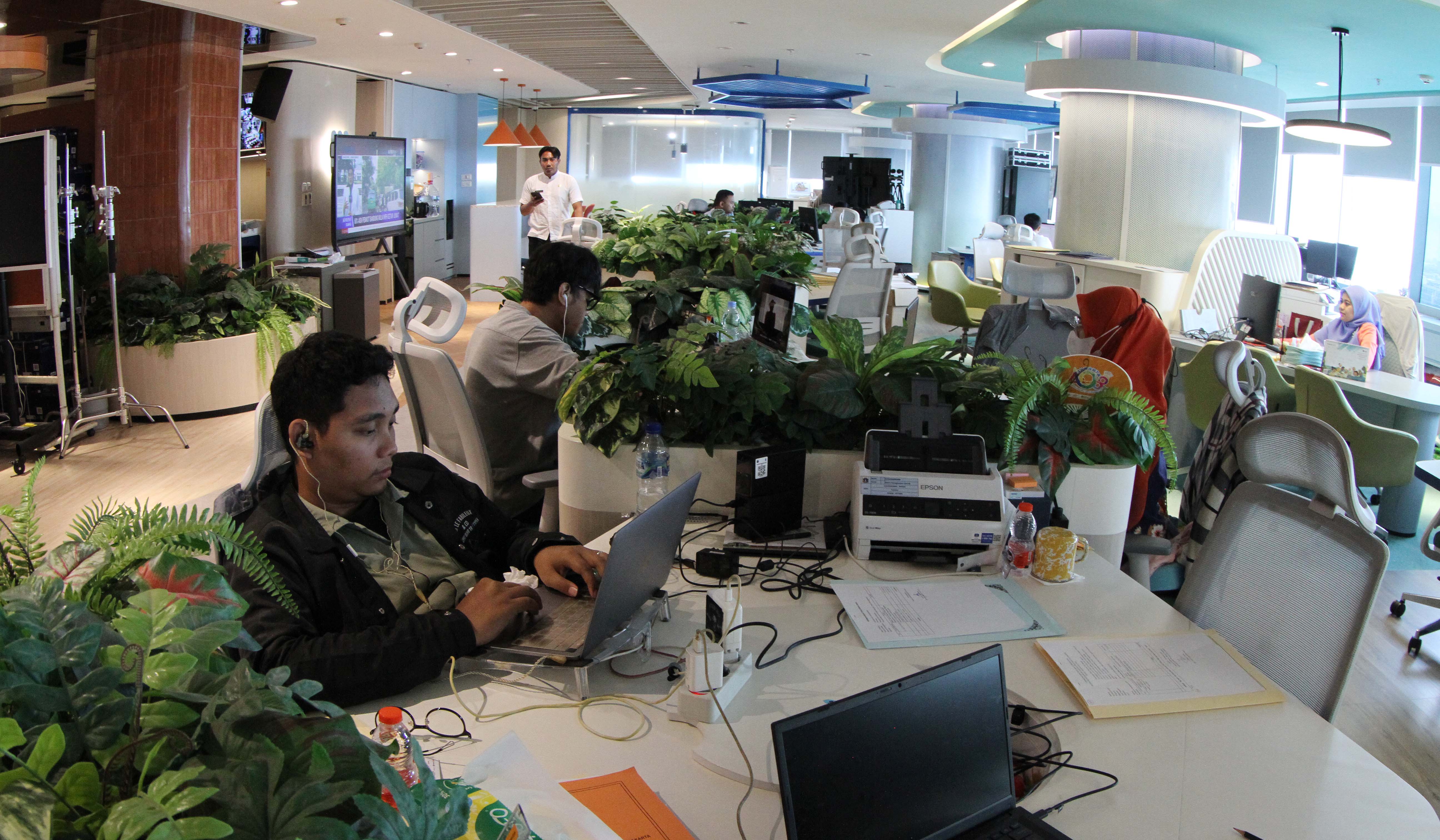 Penerapan WFH ASN Balaikota, Jakarta. (Agus Priatna/SinPo.id)