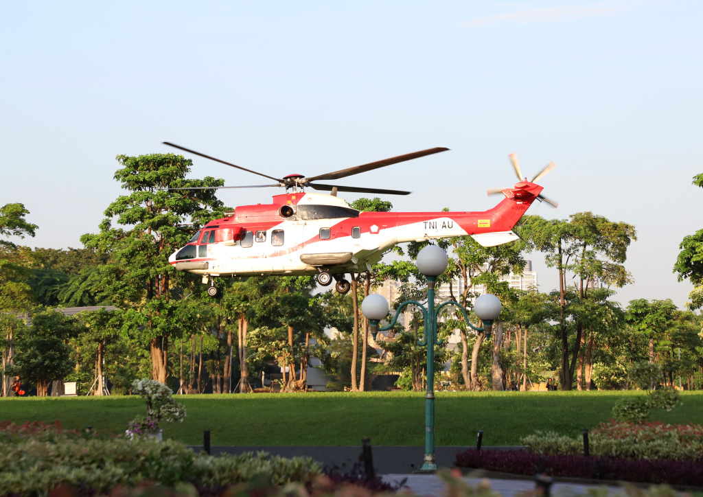 Penjagaan ketat dilakukan oleh anggota gabungan Polri dan TNI dalam sidang tahunan MPR/DPR/DPD RI (Ashar/SinPo.id)