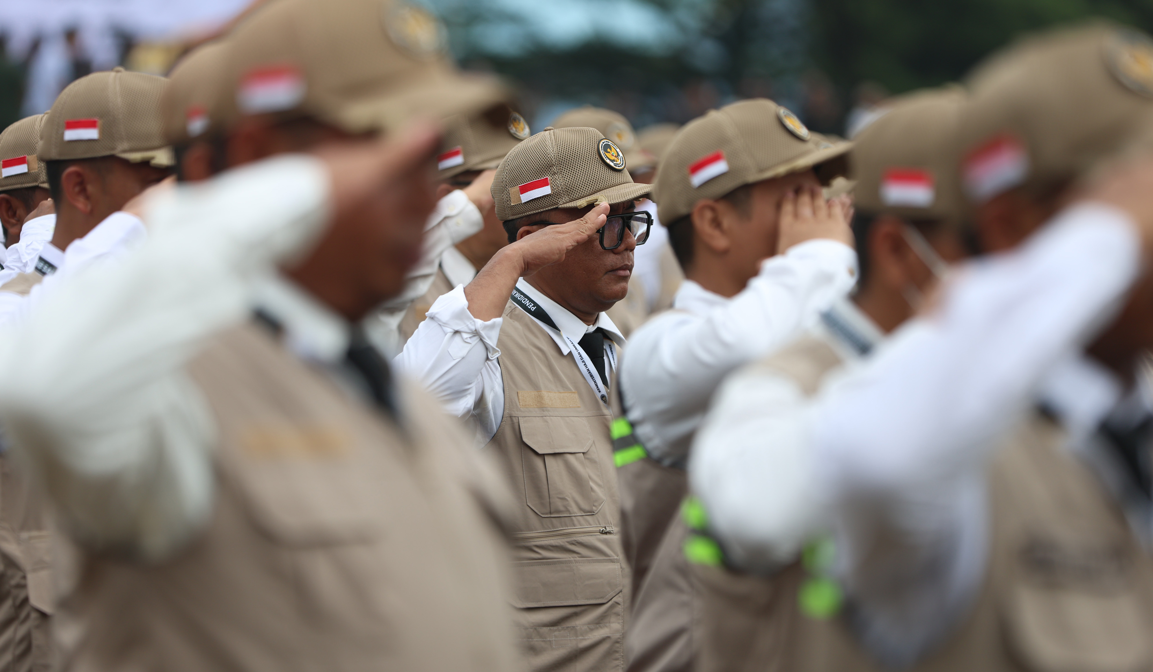 Peserta mengikuti penutupan diklat PPIH Arab Saudi 2026. (Agus Priatna/SinPo.id)