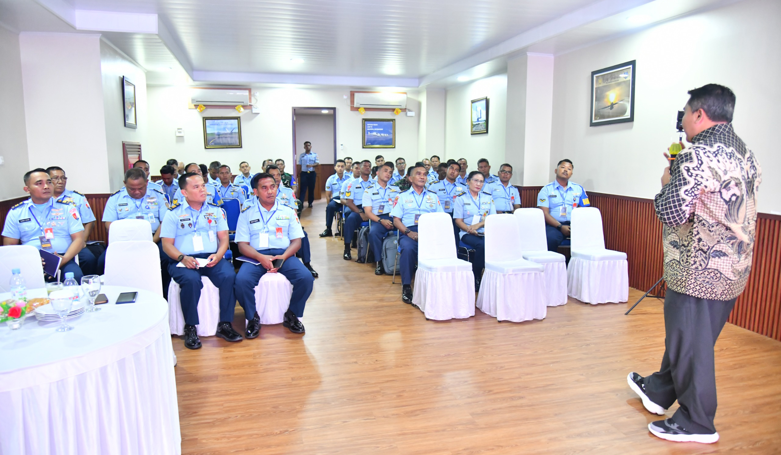 Sterau gelar penguatan literasi digital Prajurit TNI AU.