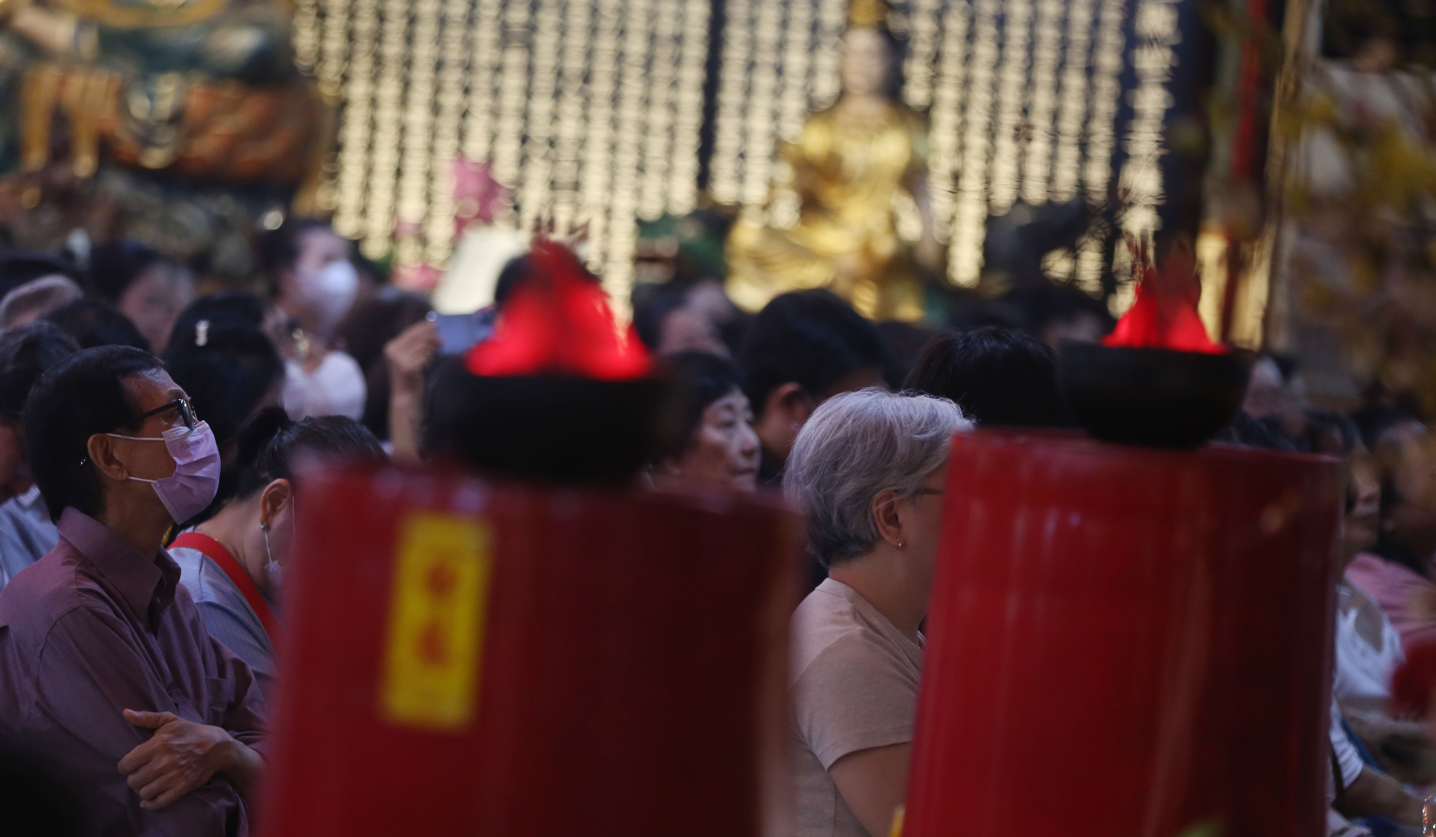 Peringatan Tri Suci Waisak di Wihara Ekayana Arama, Jakarta. (Agus Priatna/SinPo.id)