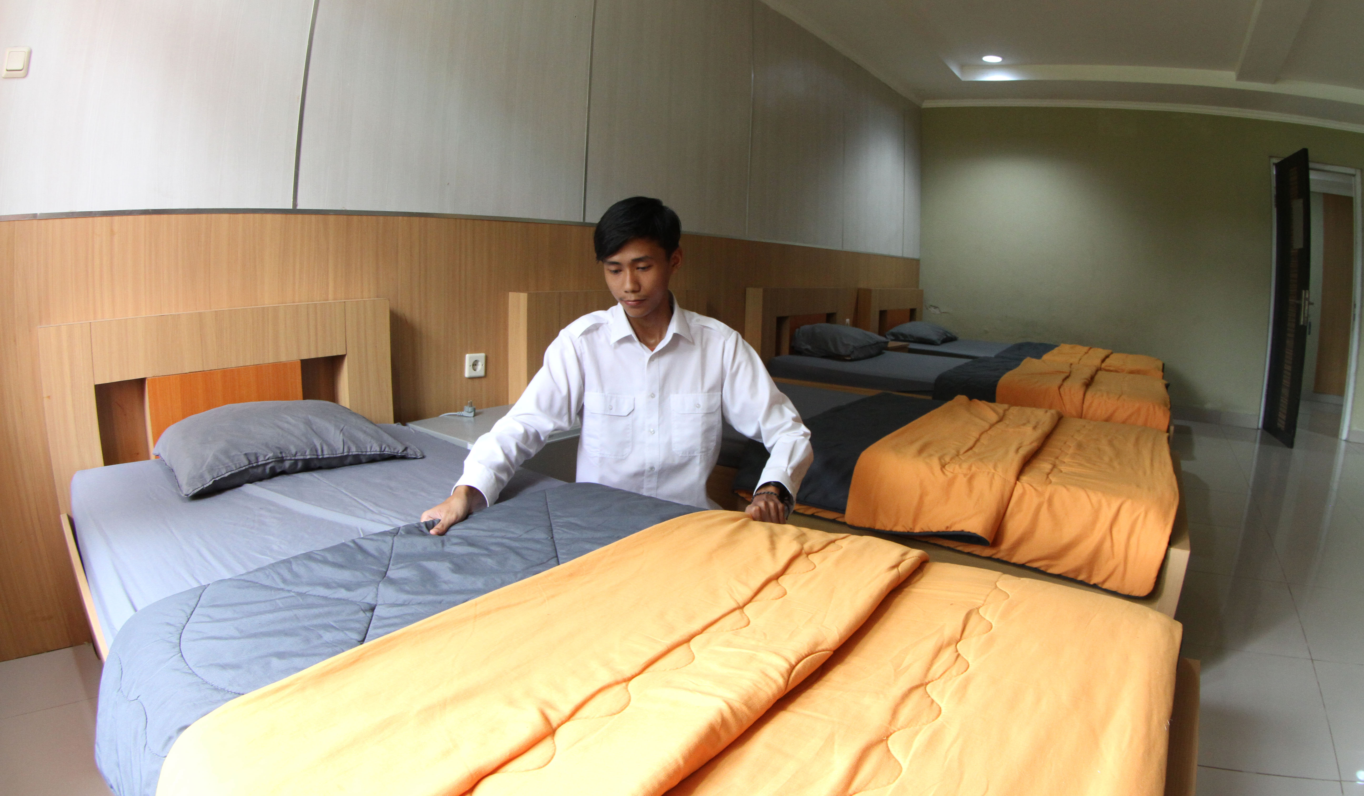 Persiapan asrama Haji Pondok Gede. (Agus Priatna/SinPo.id)