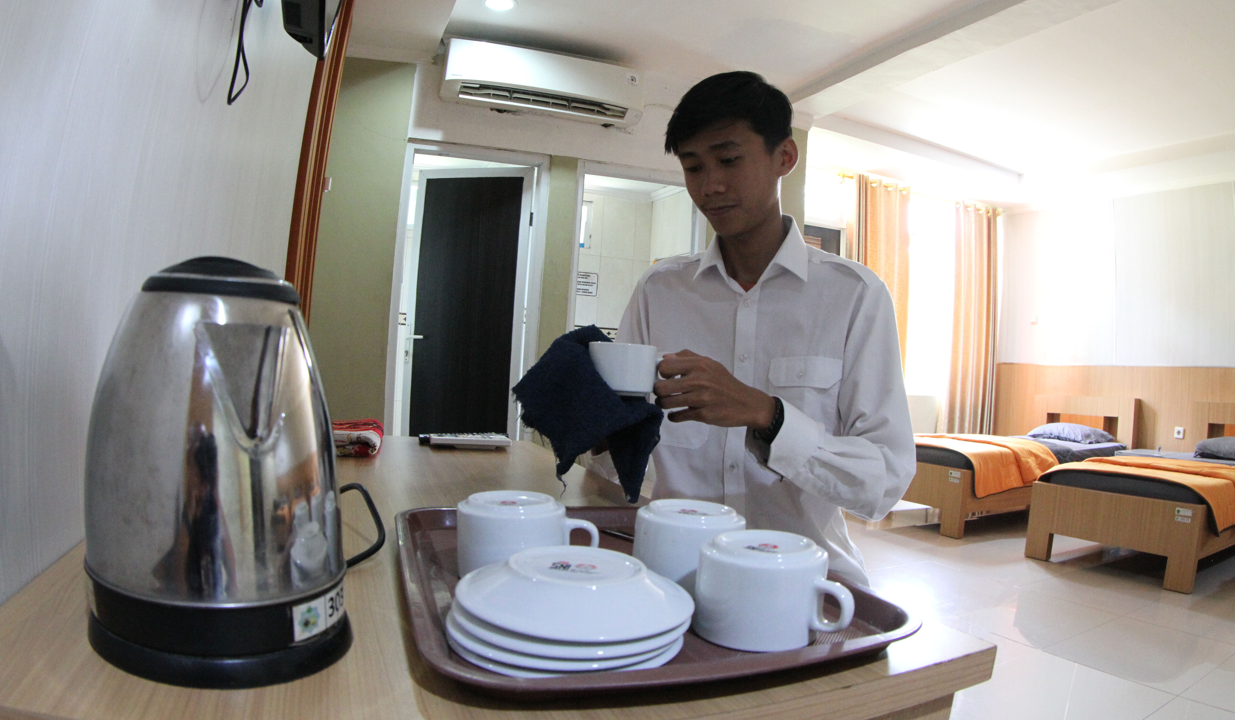 Persiapan asrama Haji Pondok Gede. (Agus Priatna/SinPo.id)