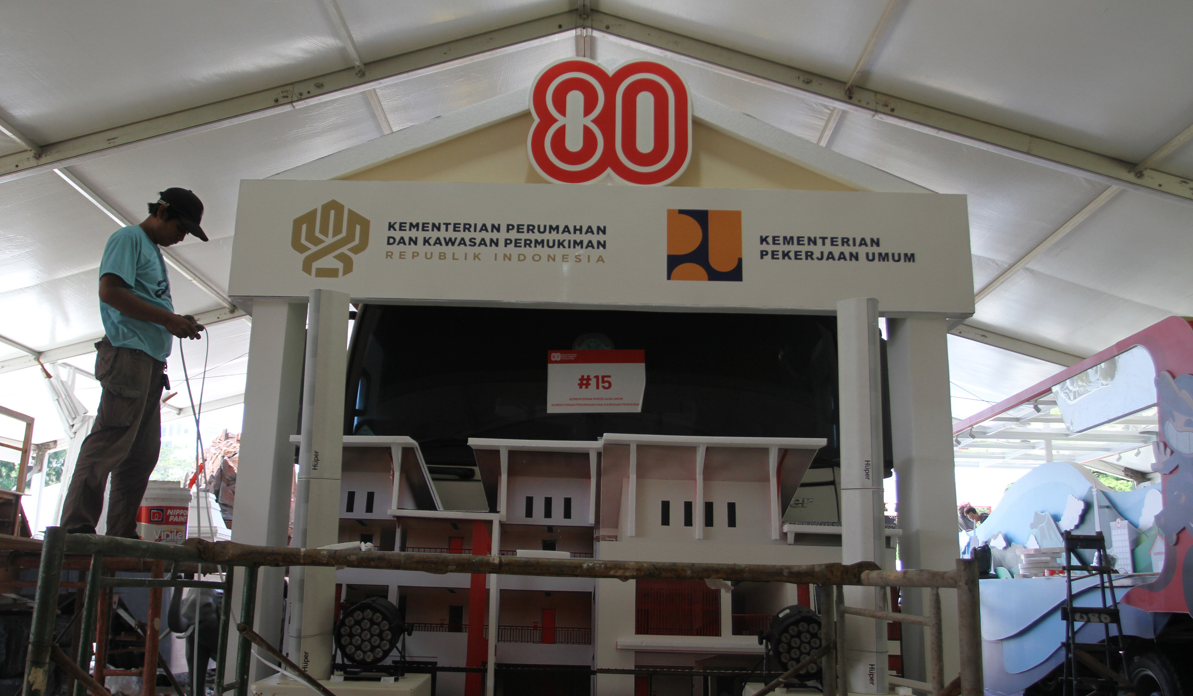 Persiapan Karnaval Kemerdekaan. (Agus Priatna/SinPo.id)