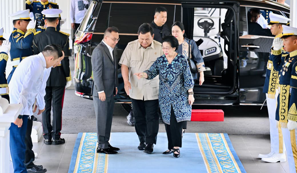 Pertemuan Prabowo dan Mega di Istana. (Agus Priatna/SinPo.id/BPMI Setpres)